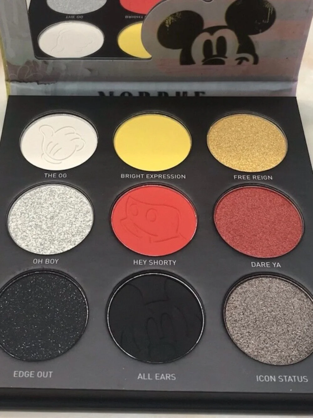 Morphe x Disney ~ ‘TRUTH BE TOLD’ ~ Disney & Friends Mini Artistry Palette ~ HTF